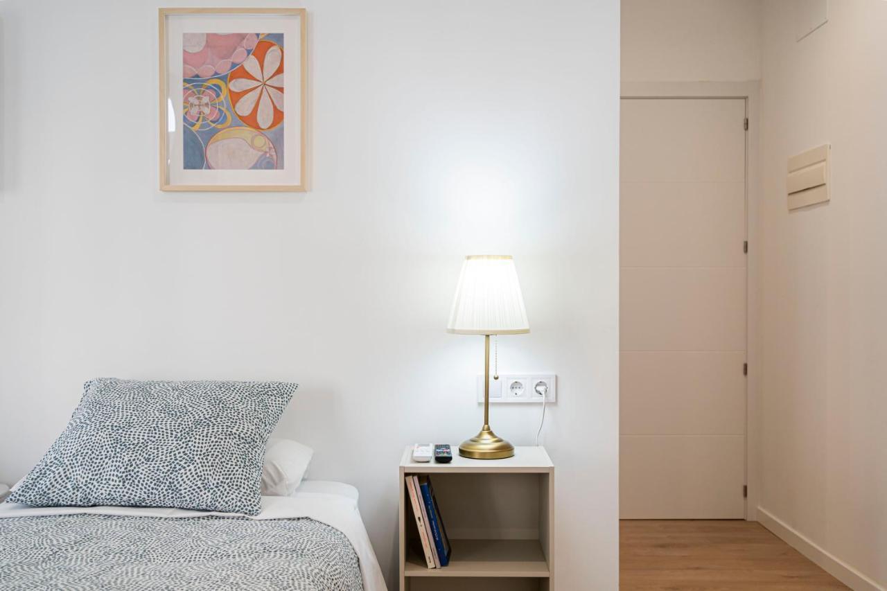 Room Plaza Espana مدريد المظهر الخارجي الصورة