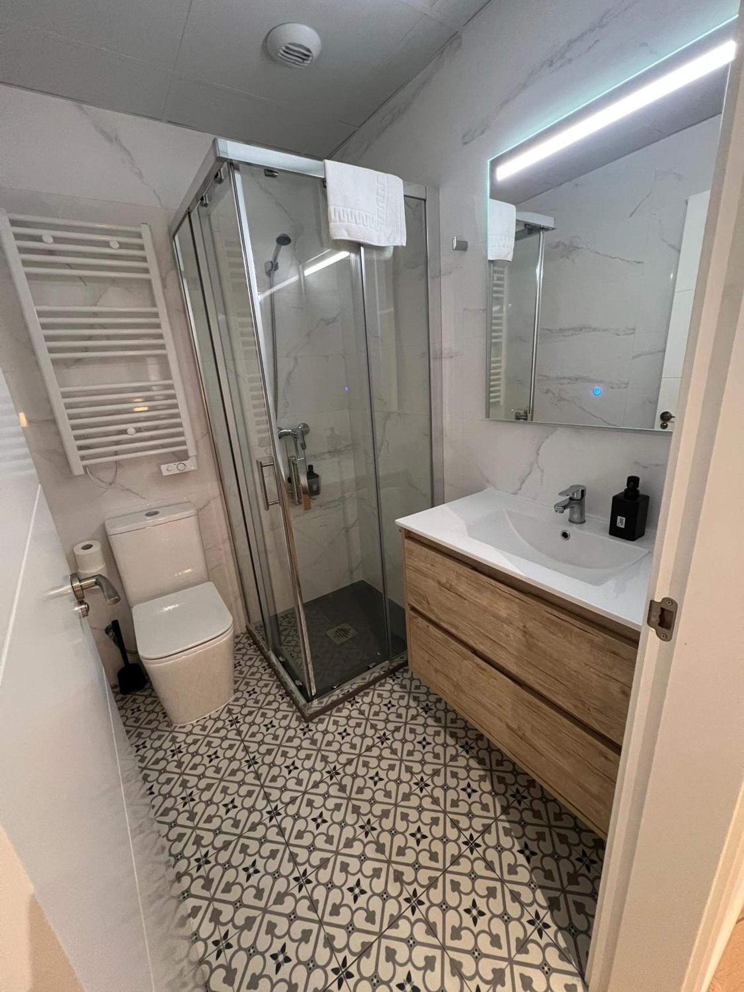 Room Plaza Espana مدريد المظهر الخارجي الصورة